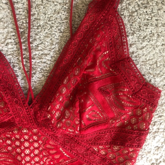 Guess NWOT Long Red Net Dress - Picture 12 of 16